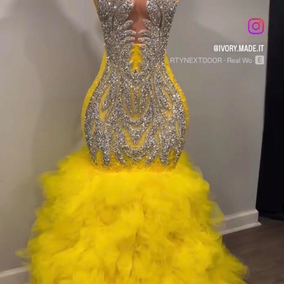 prom dress wore once - Picture 2 of 4